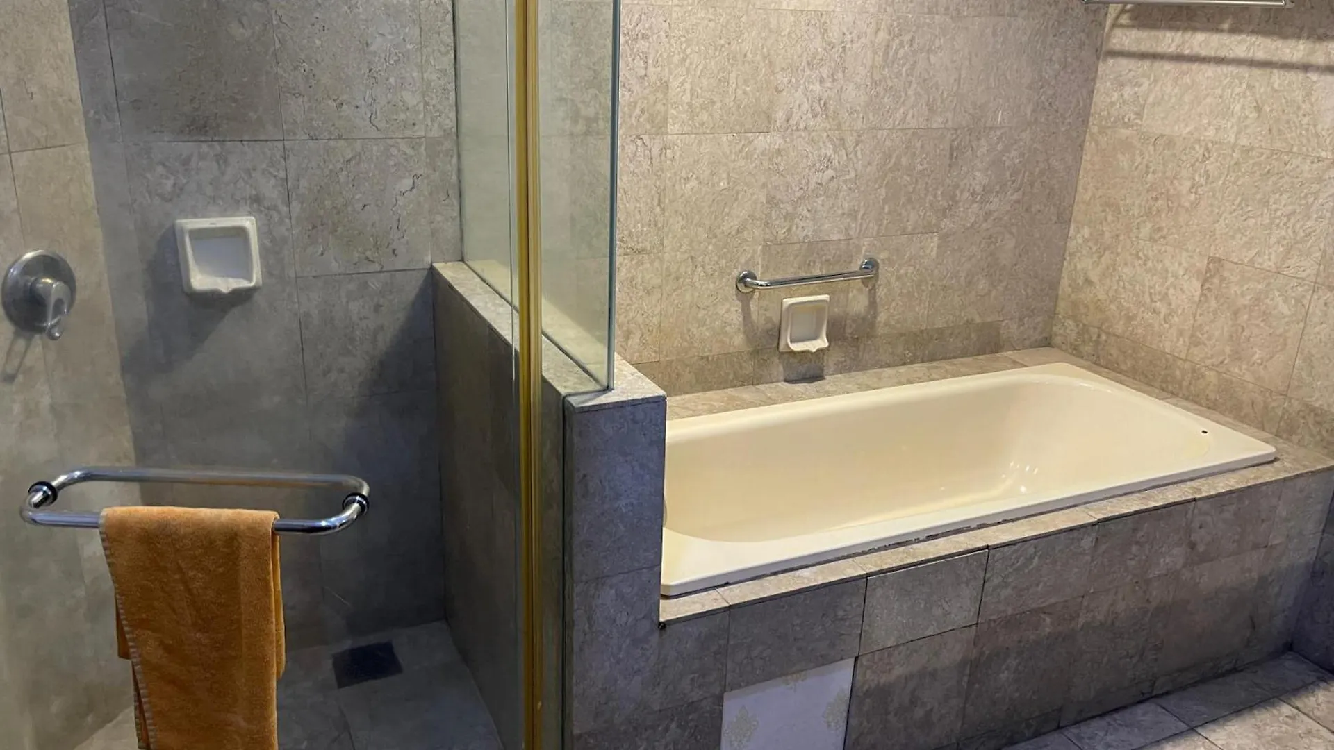 Times Square Hotel Apartment Service Suites At Kualalumpur Kuala Lumpur 0*,