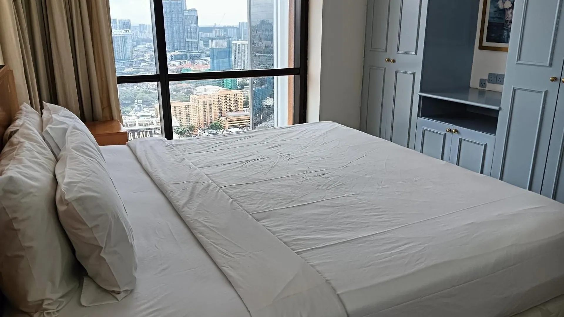 Times Square Hotel Apartment Service Suites At Kualalumpur Kuala Lumpur